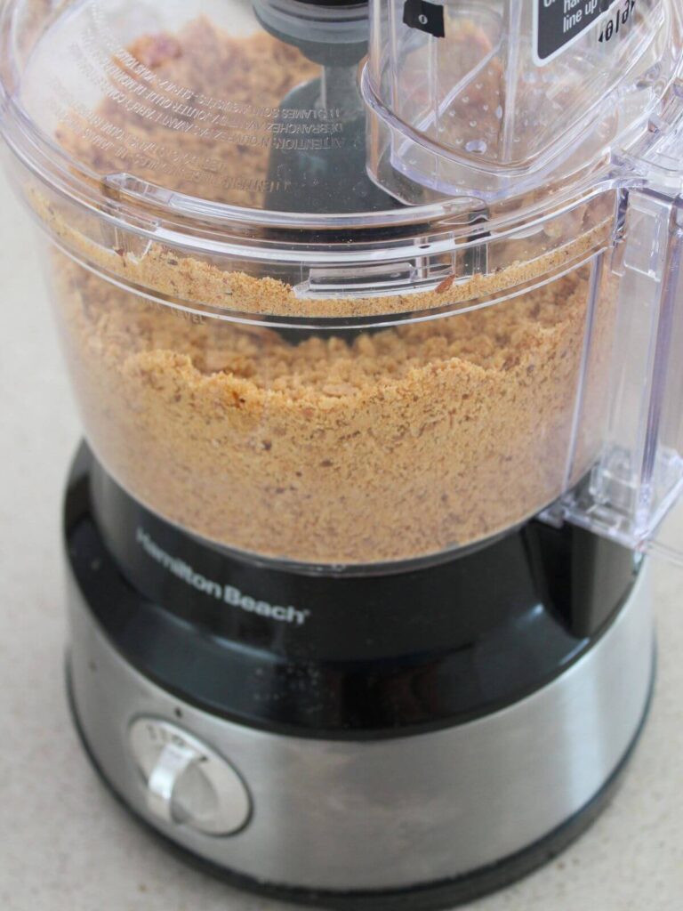 peanuts blending in the food processor